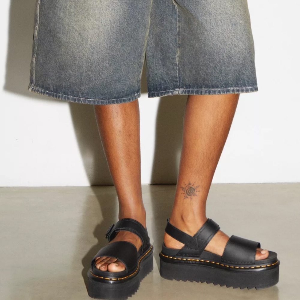 Dr. Marten Platform Sandals